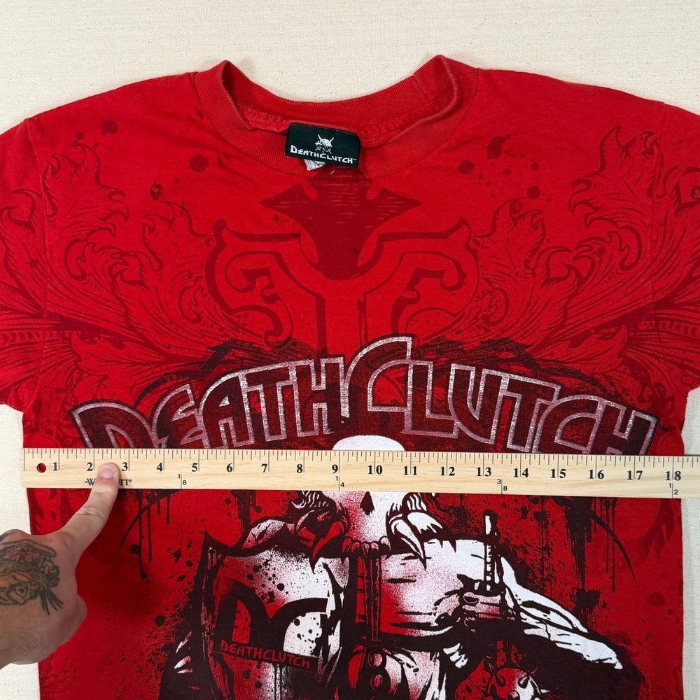DeathClutch MMA Graphic T-Shirt Mens Small Red Brock Lesnar Era Warrior Shield - Picture 6 of 7